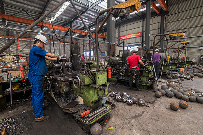 铁力网架配件车间